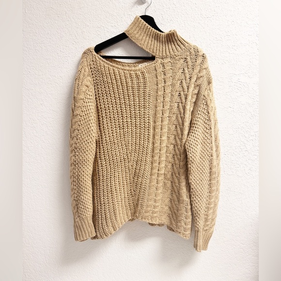 Tan Mixed Cable Knit Open Shoulder Sweater Oversized Womans M - Picture 4 of 9